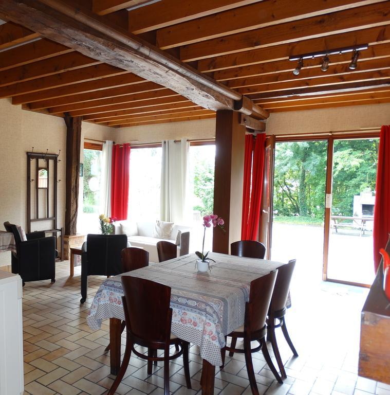 Gites De La Ferme Auberge De Mesauboin Bille Экстерьер фото